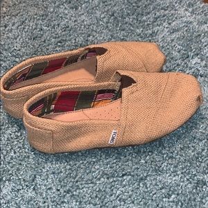 Burlap Toms